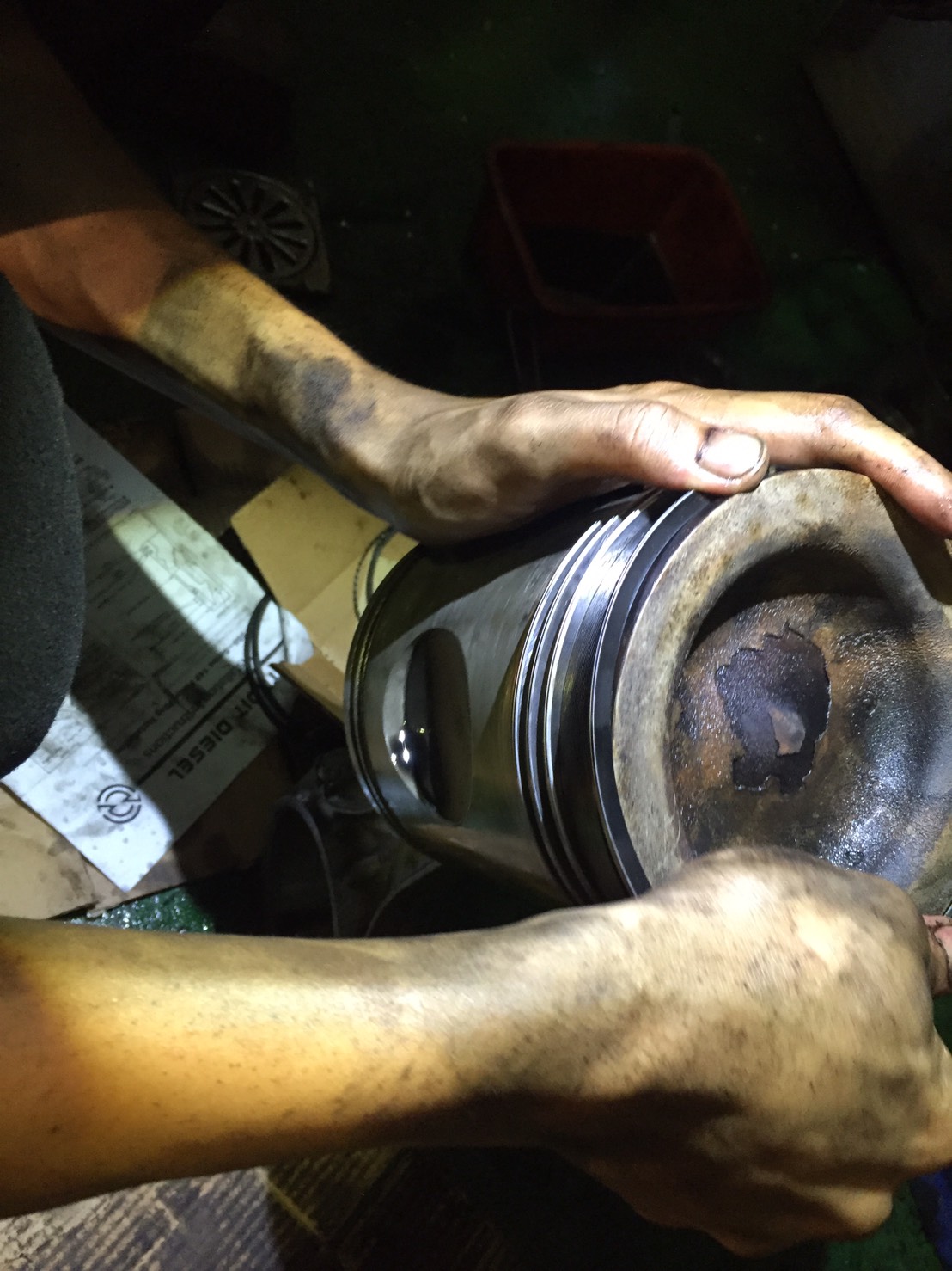 發電機漏油檢修(103)