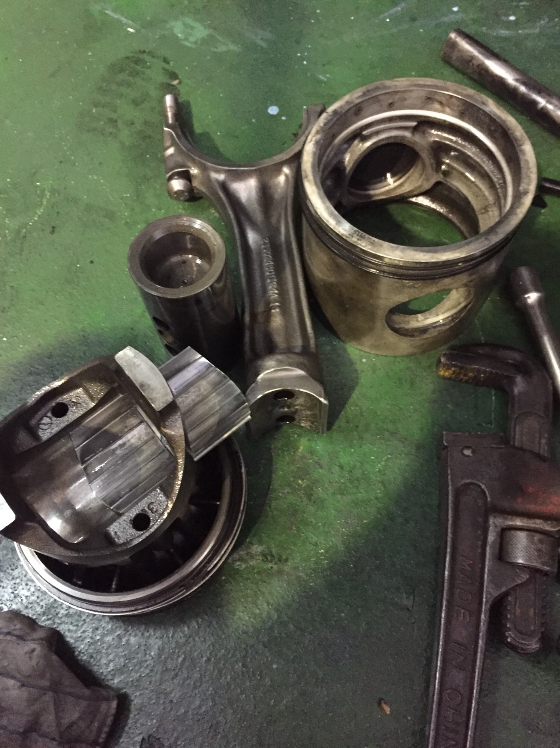 發電機漏油檢修(190)