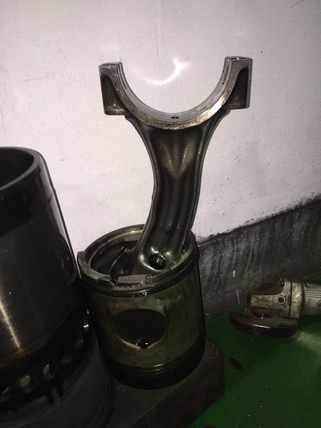 發電機漏油檢修(157)