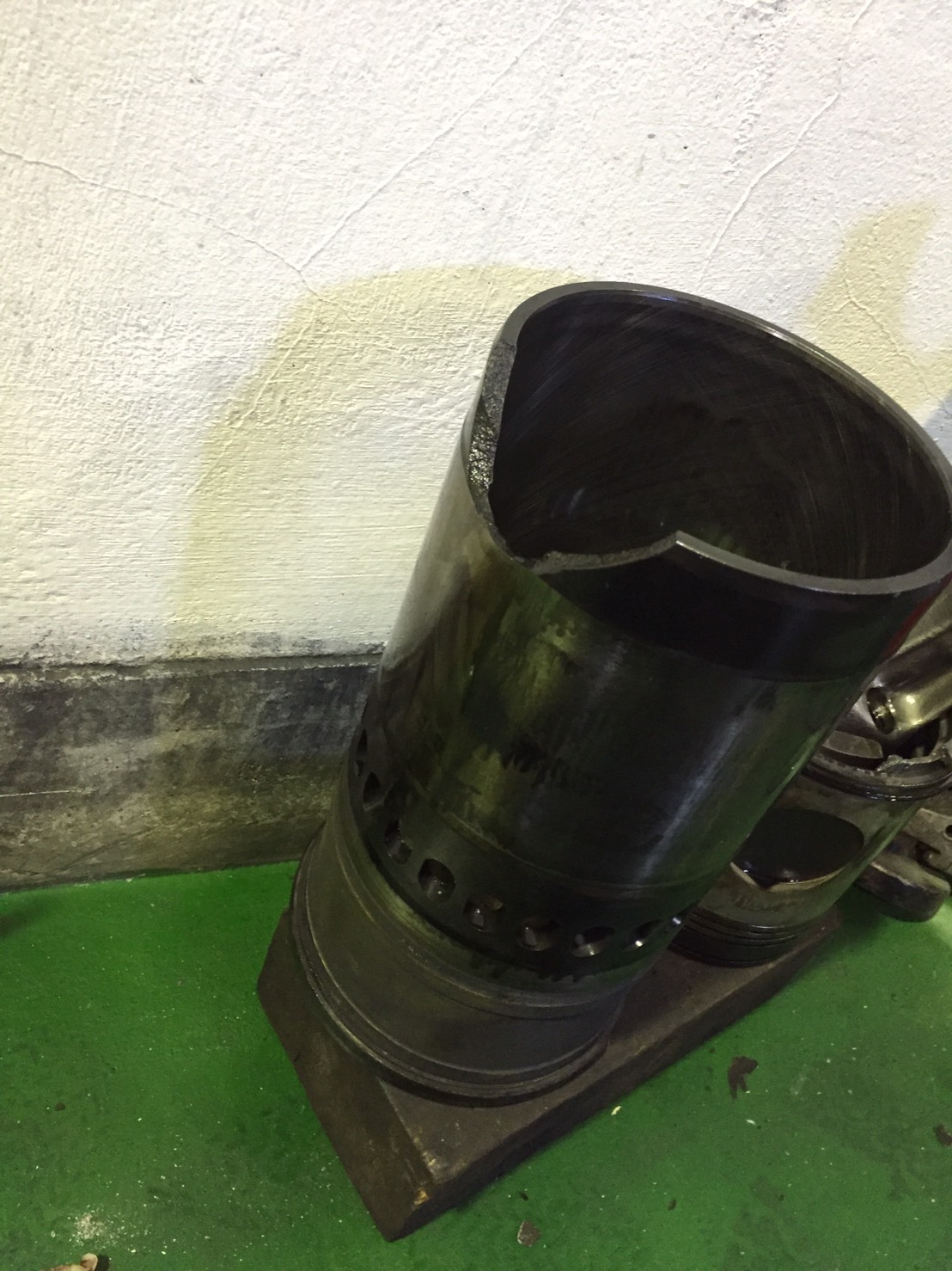 發電機漏油檢修(156)