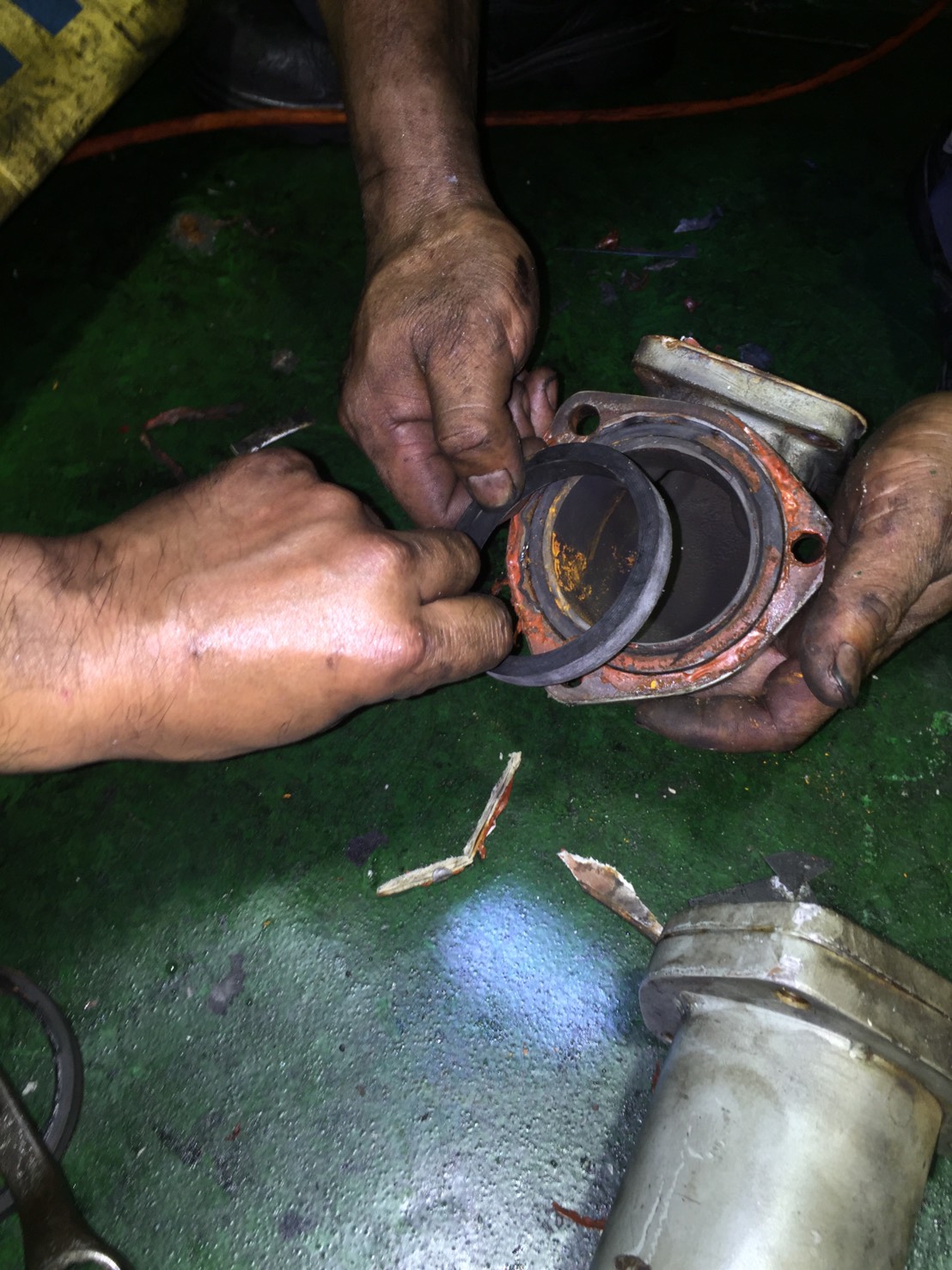 發電機漏油檢修(52)