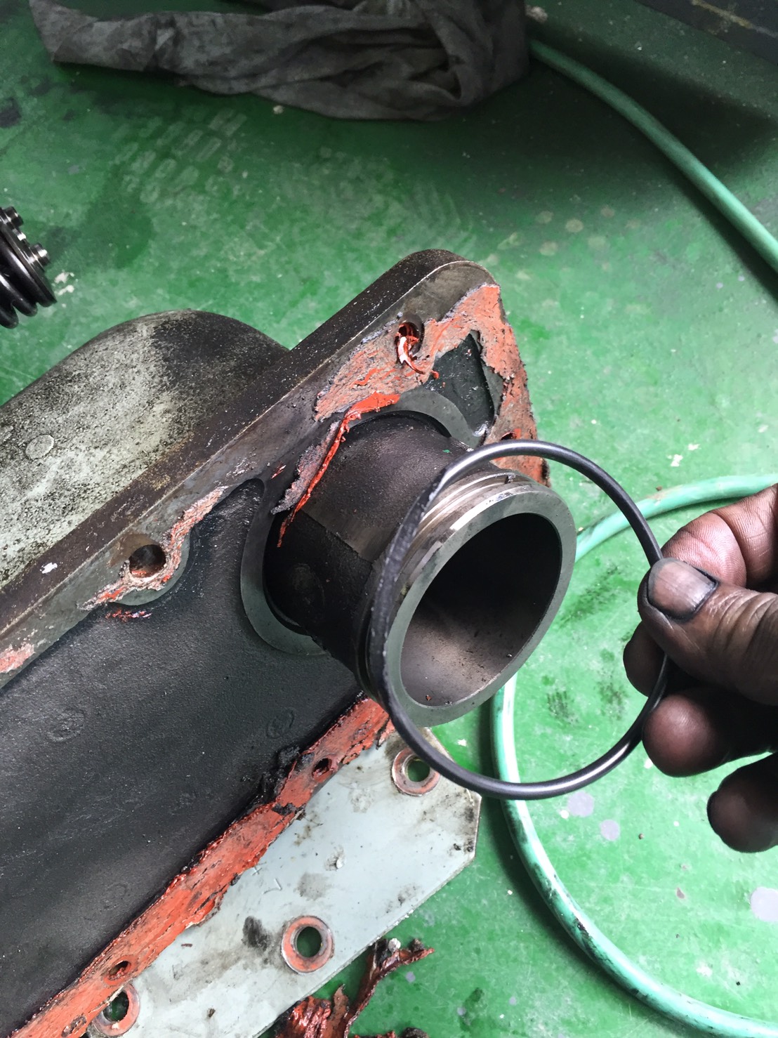 發電機漏油檢修(183)