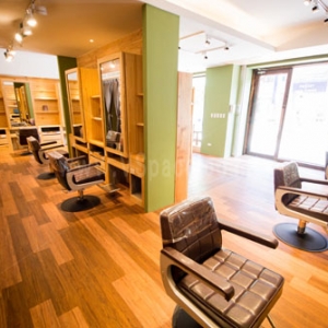 V-Space髮藝沙龍 (竹北成功店)-undefined