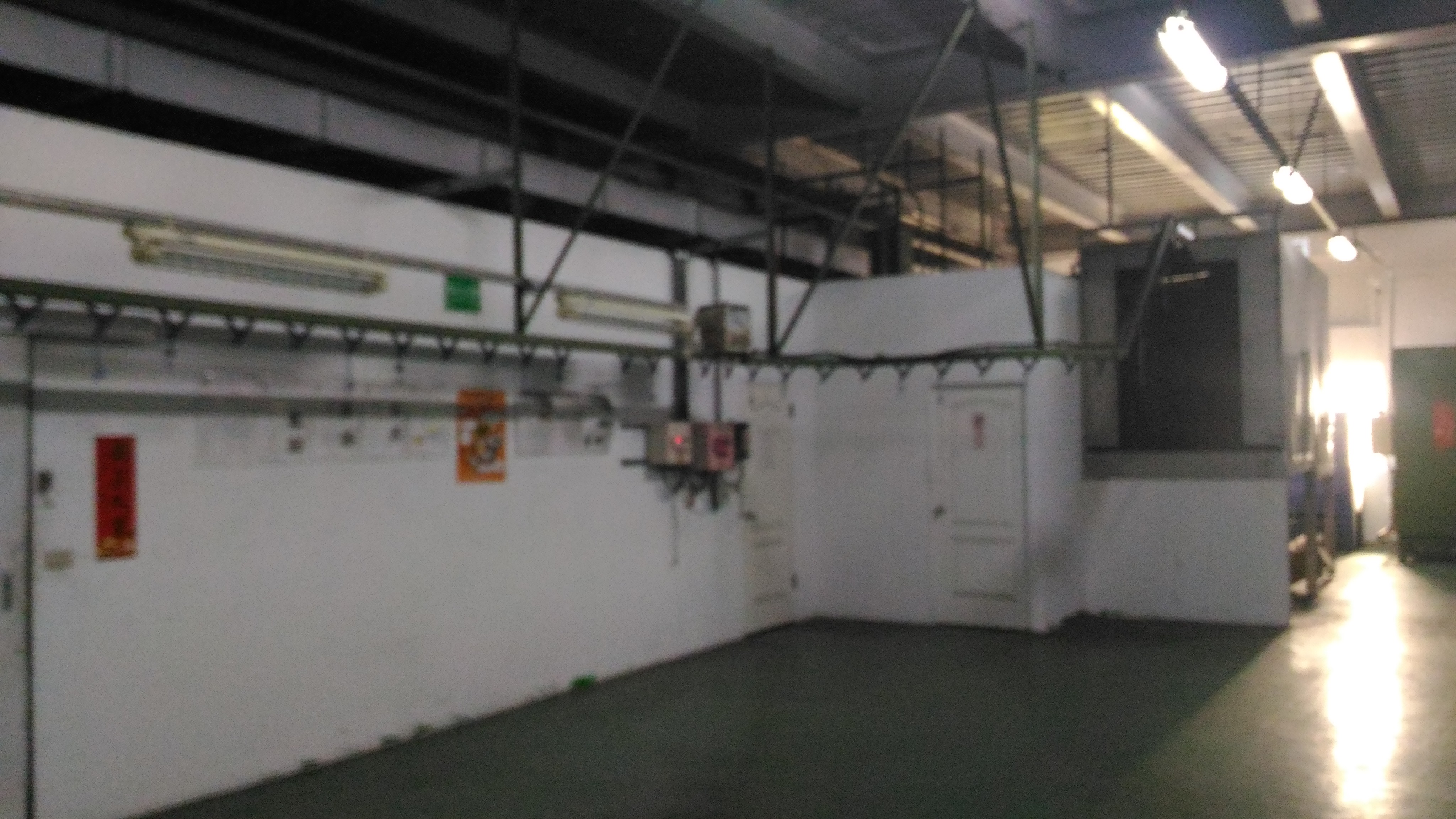 懸掛式烤漆設備