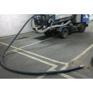 水肥車抽水肥前置作業圖