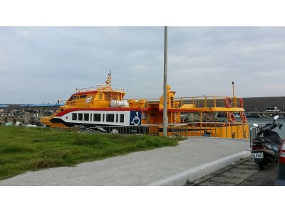 鳳琉線翔飛航運-undefined