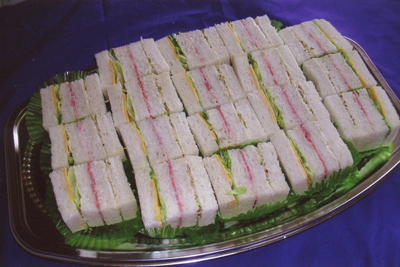 28生菜苜蓿芽起士三明治