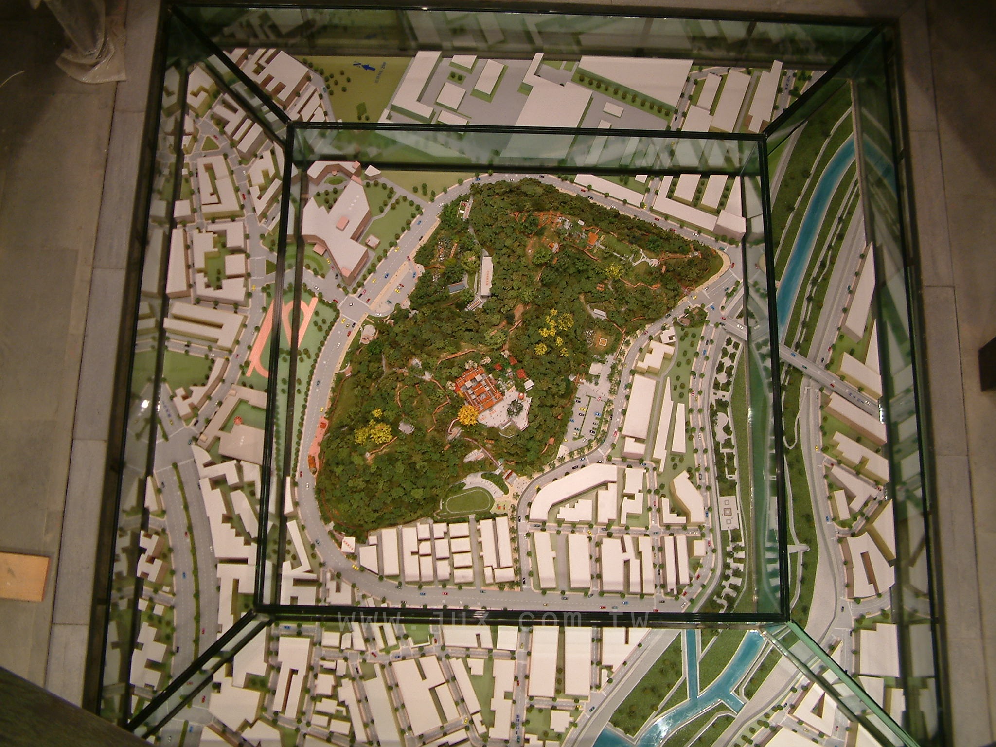 芝山岩模型