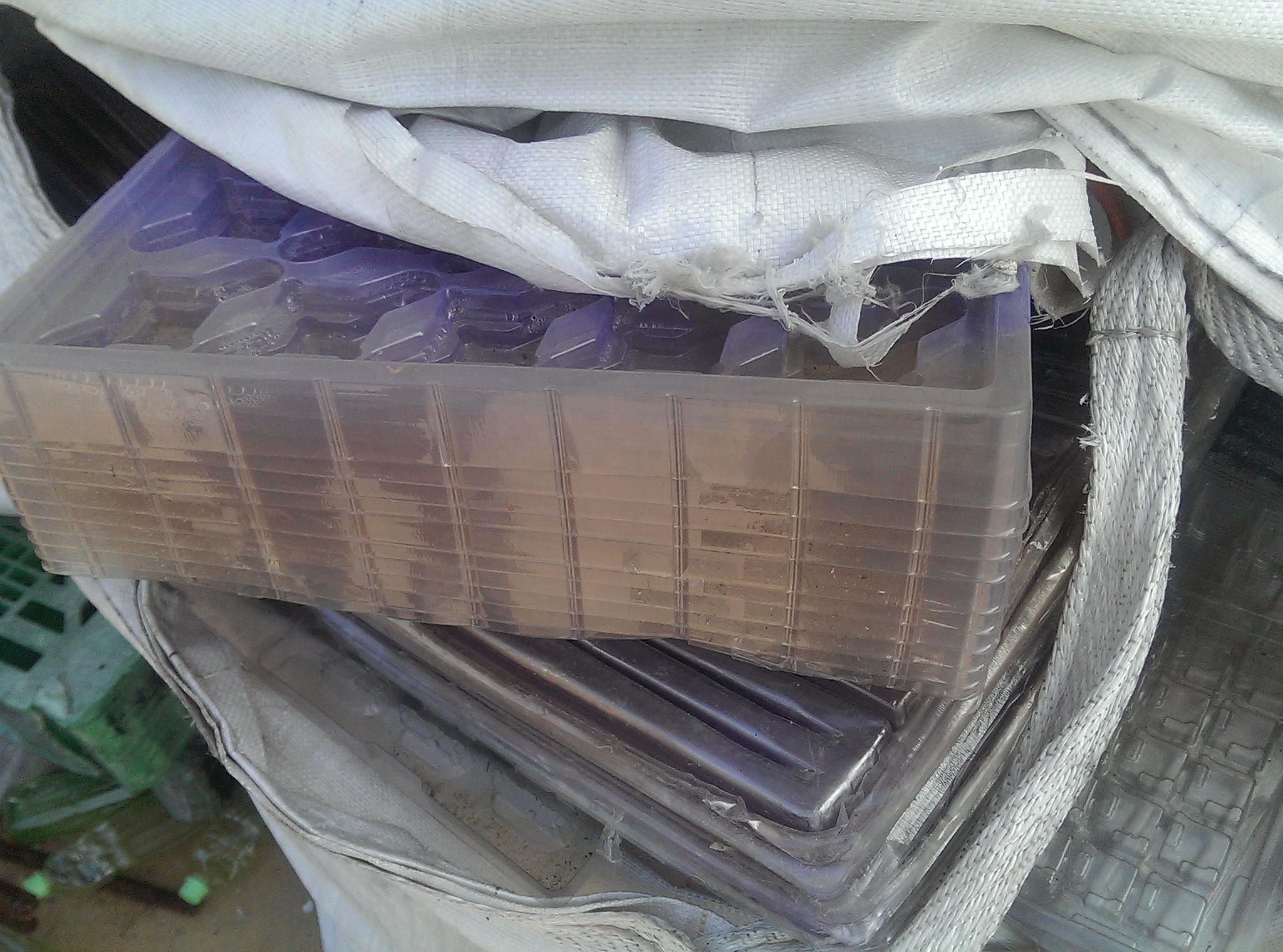 塑膠廢料回收-PVC料盤