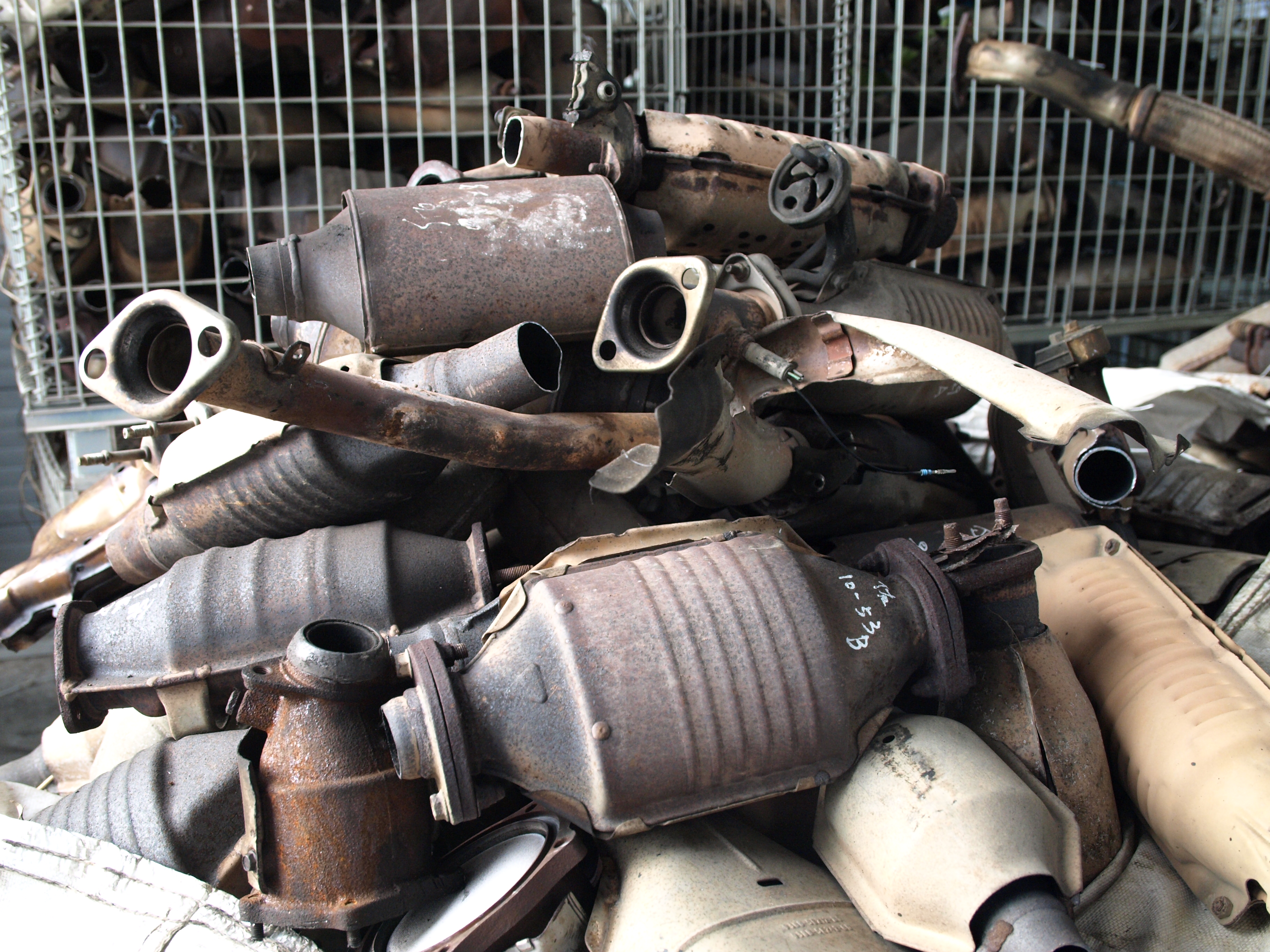 觸媒轉換器回收