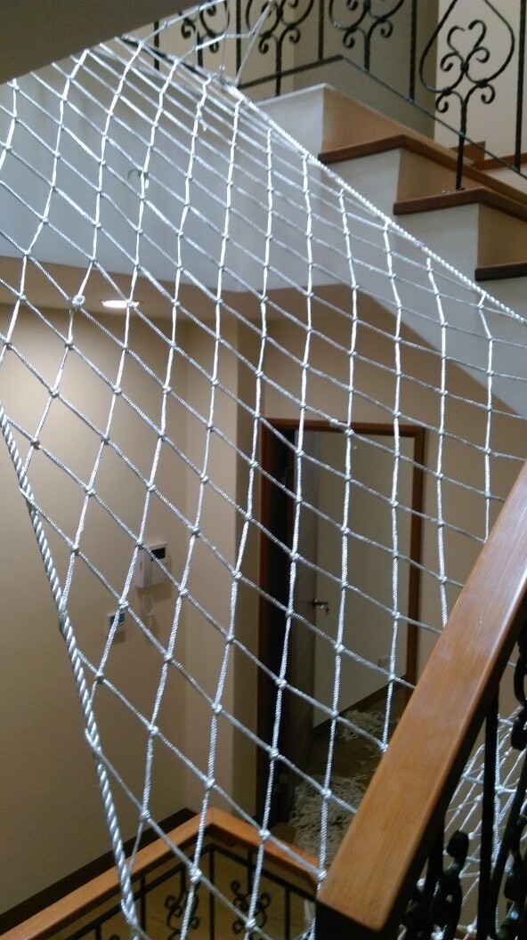 樓梯間防墜網