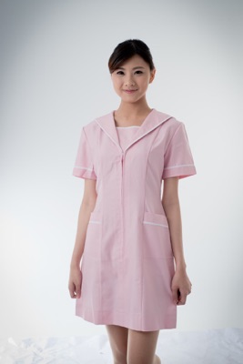 淺粉紅色水兵領滾邊洋裝（淺粉紅布）