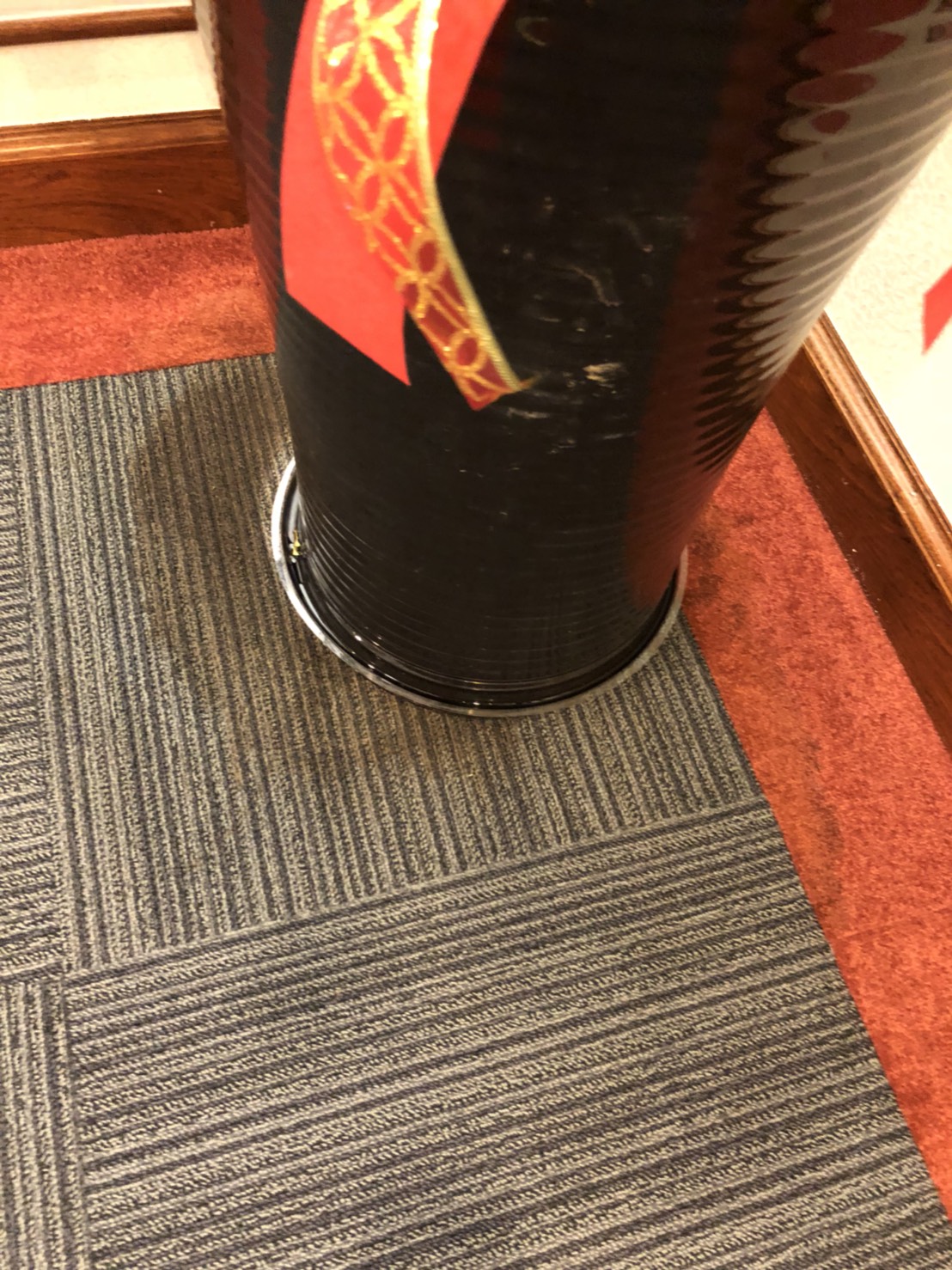 地毯污漬清洗前