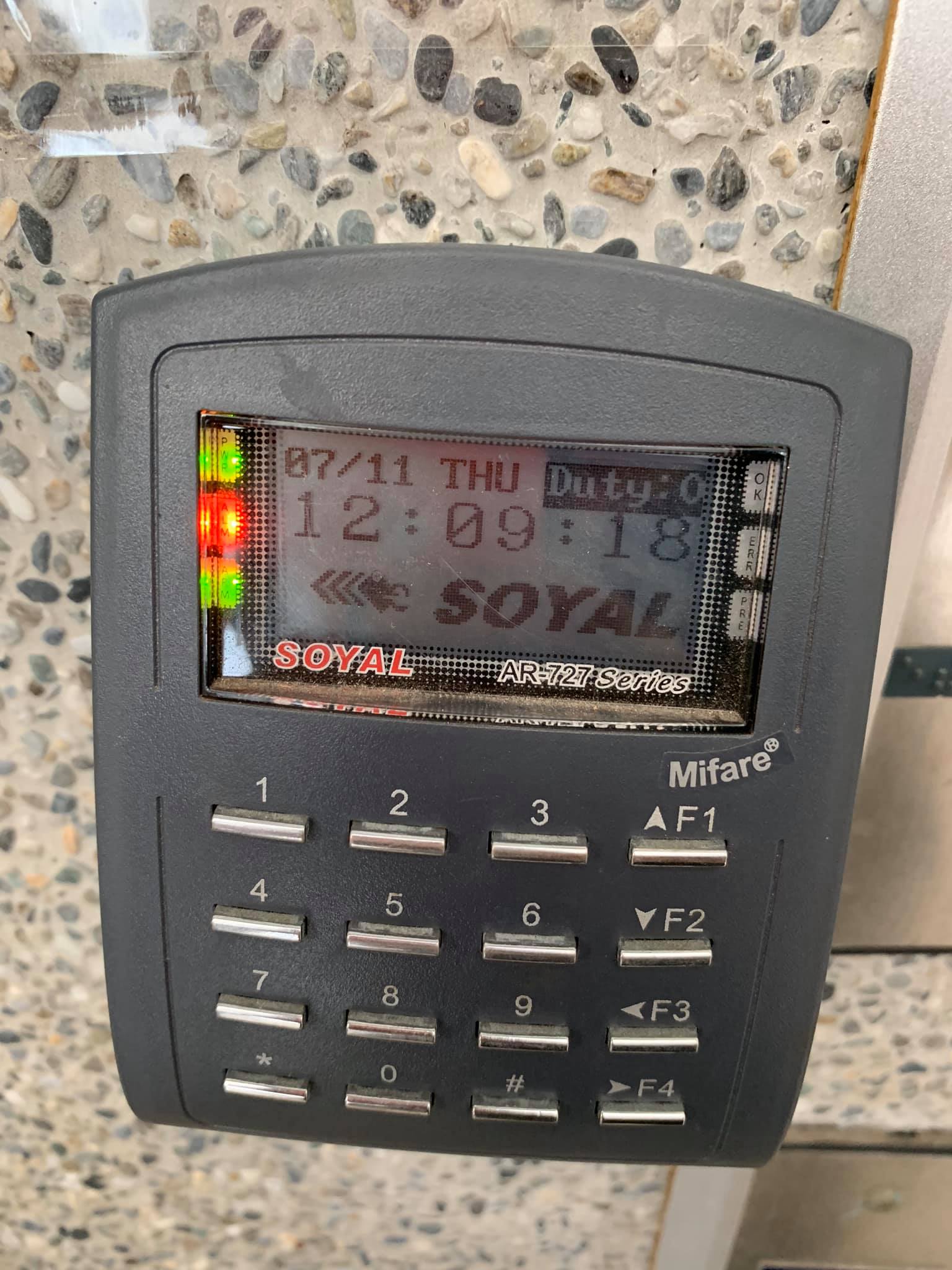 台中高工宿舍-門禁刷卡系統安裝