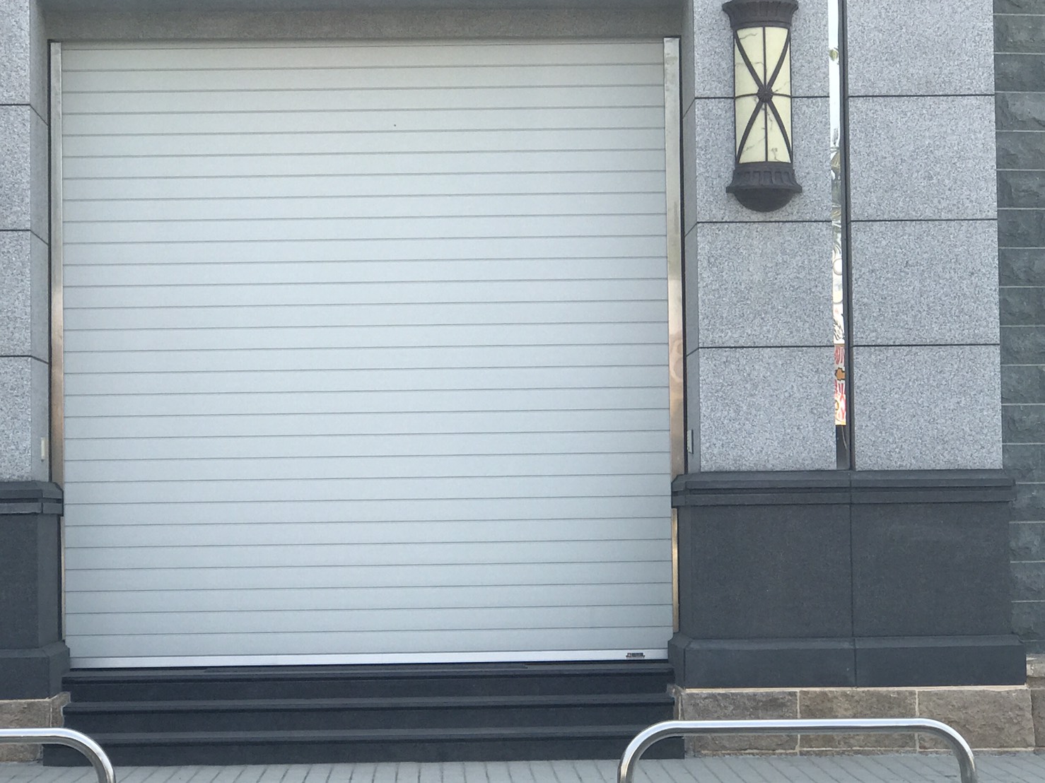 台中大里捲門維修