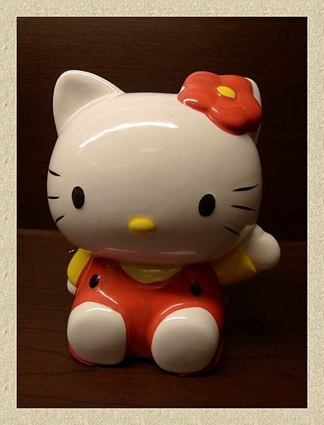 卡通造型鋼琴自動除濕器