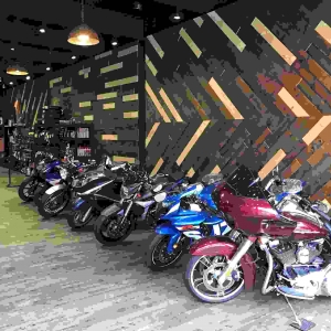 狄倫車坊-undefined