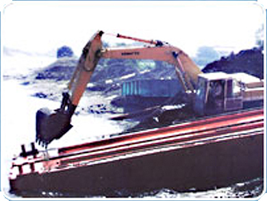 平台船水上作業