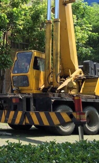 吊車起重服務