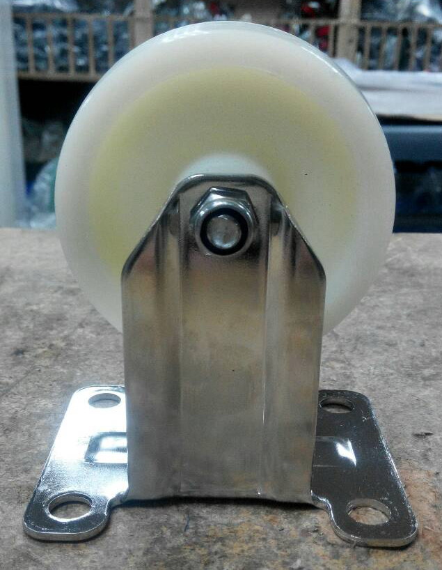 05-3尼龍中型固定白鐵