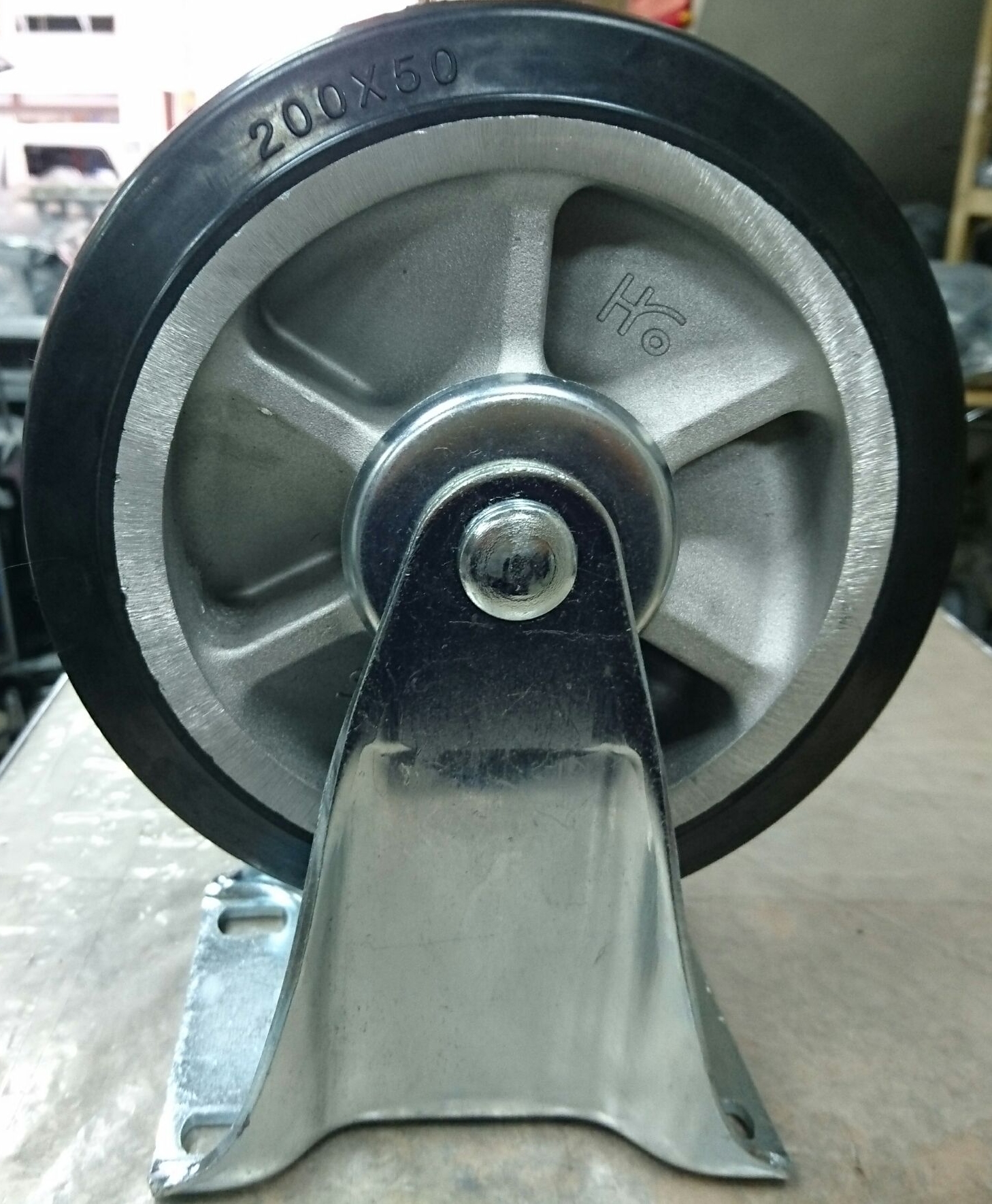 08-8x2-橡膠-固定輪-08