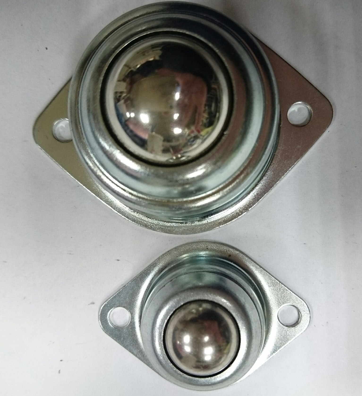 42-大小萬向滾珠