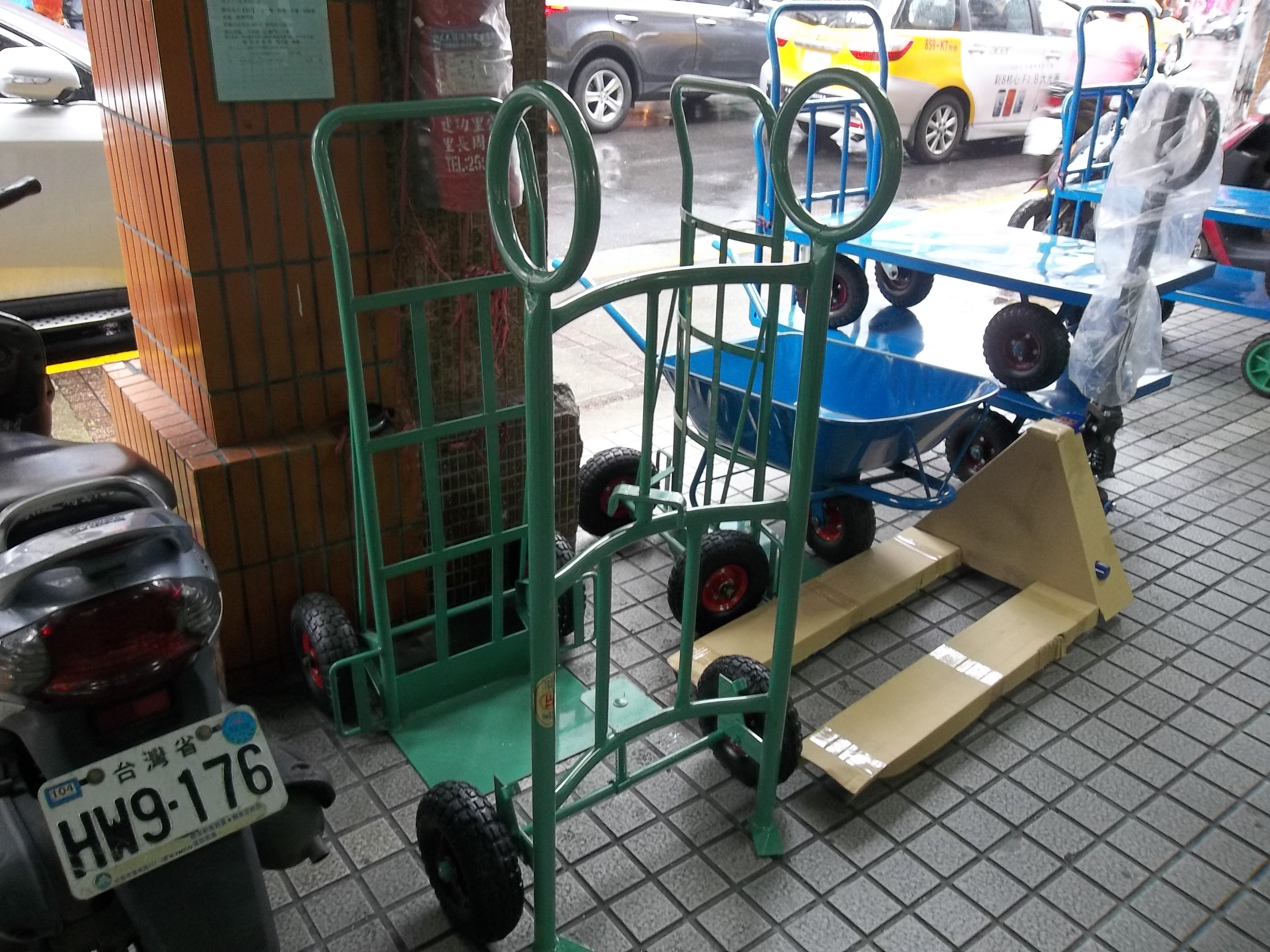 12-油桶車-附10硬輪