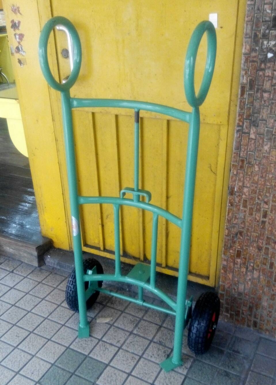 12-油桶車-附10硬輪