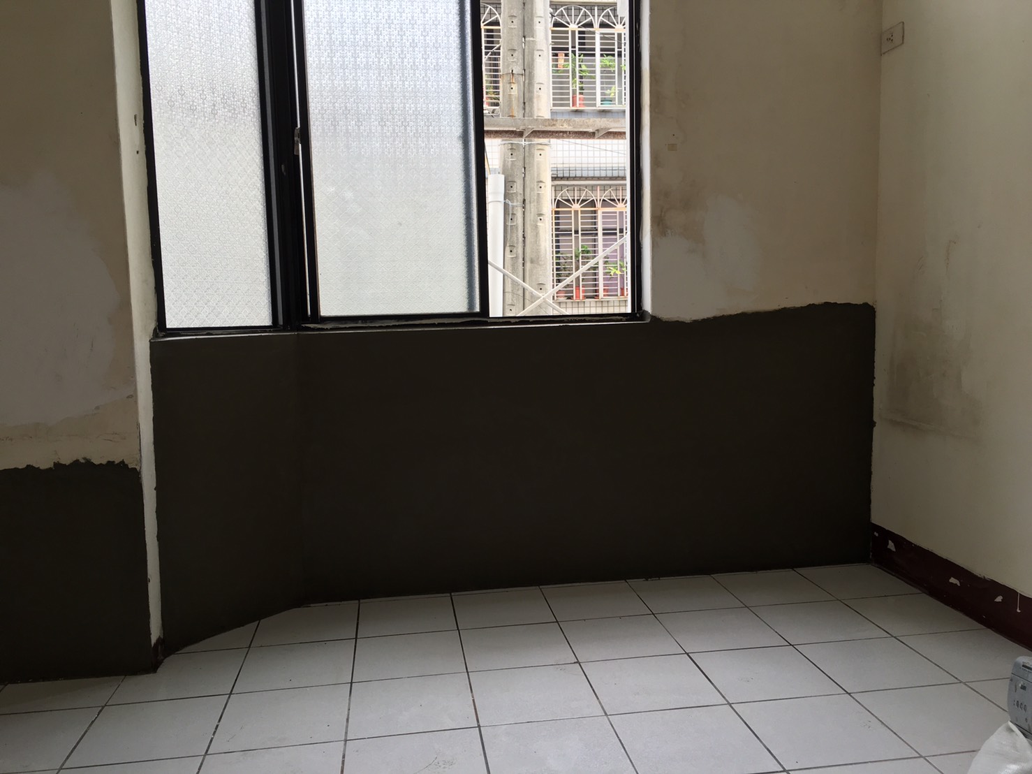 室內牆壁壁癌細處理