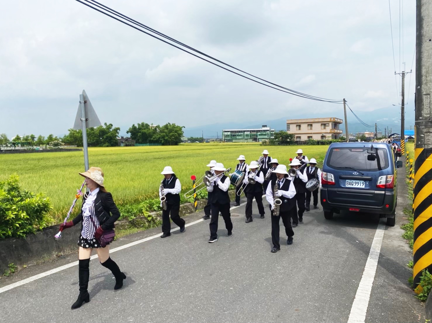 協助辦理各種宗教殯葬禮儀事務