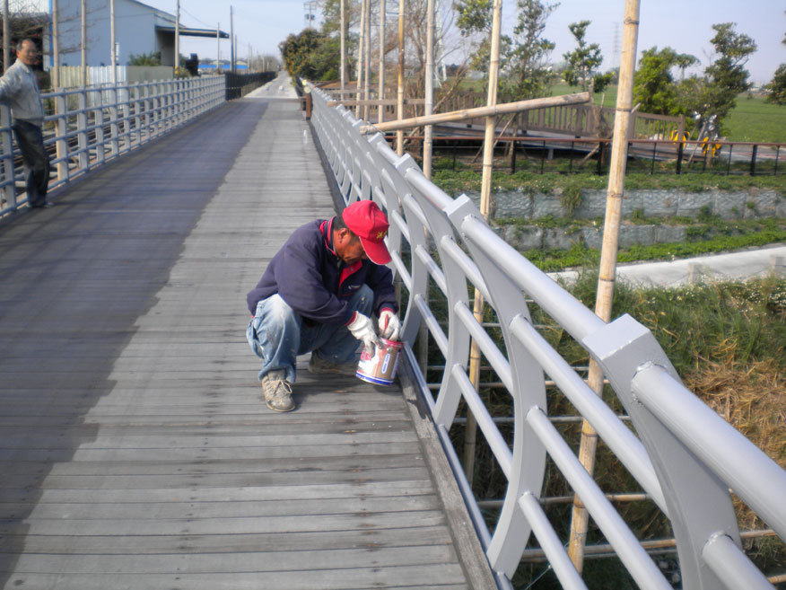 東螺溪鐵路橋油漆
