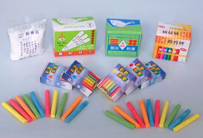 粉筆、白板筆、板擦