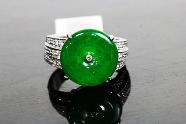 典雅款高雅翡翠寶石戒