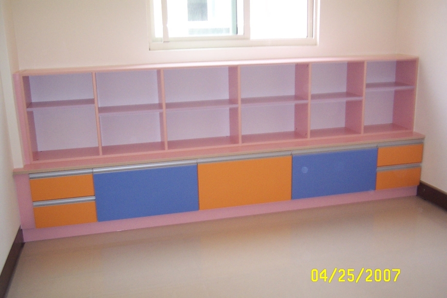 小孩遊戲間置物櫃