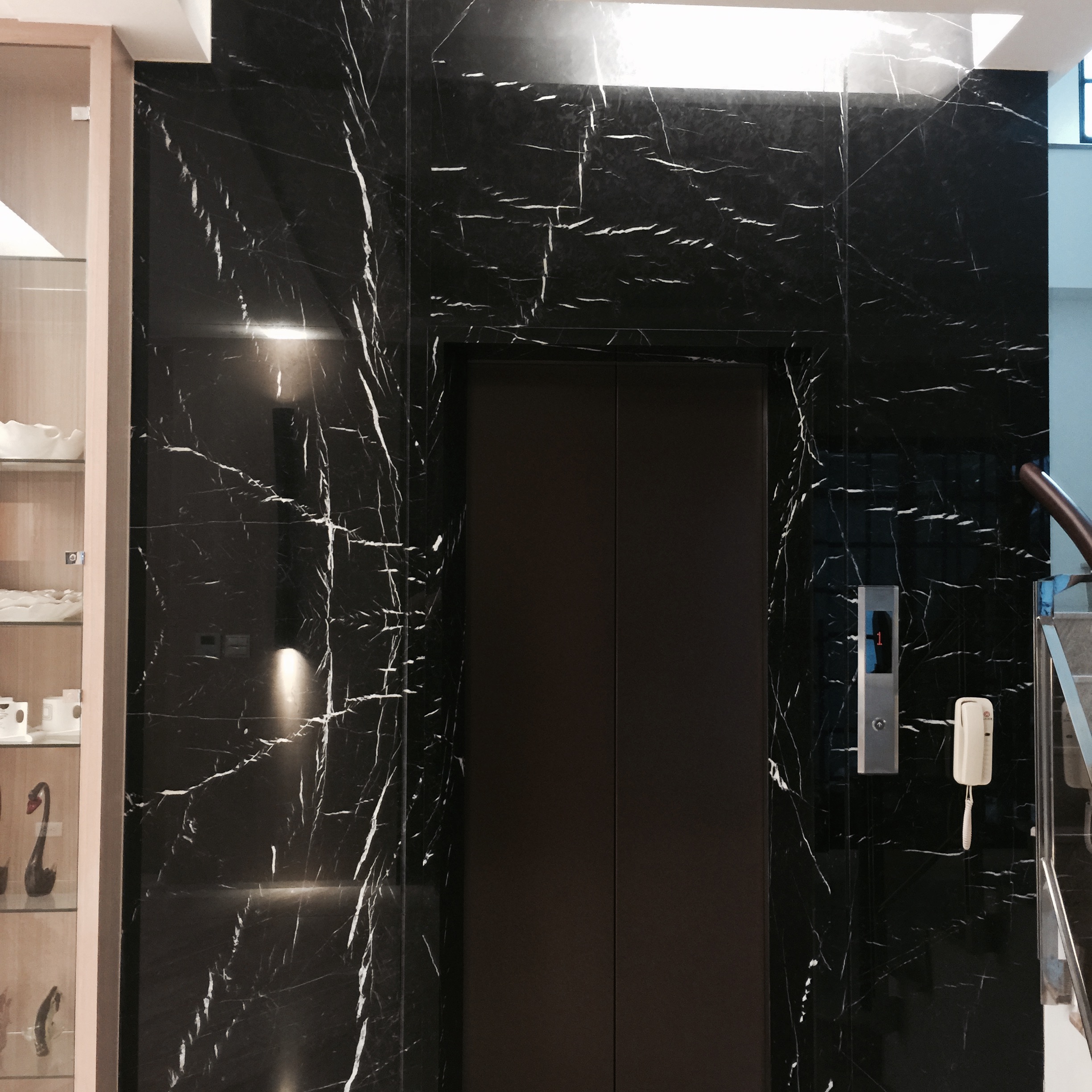 大理石電梯外牆面