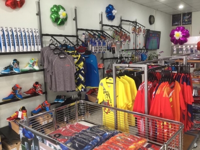 日翔體育用品社-undefined