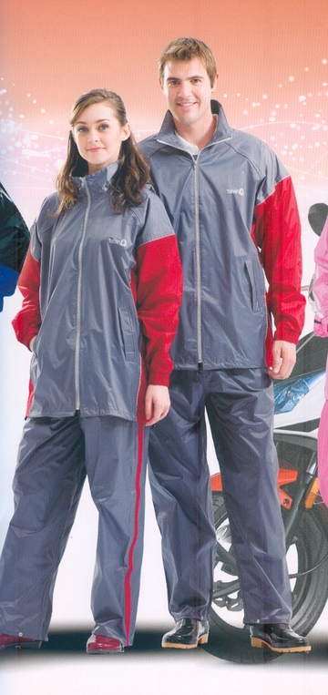 新帥型套裝雨衣