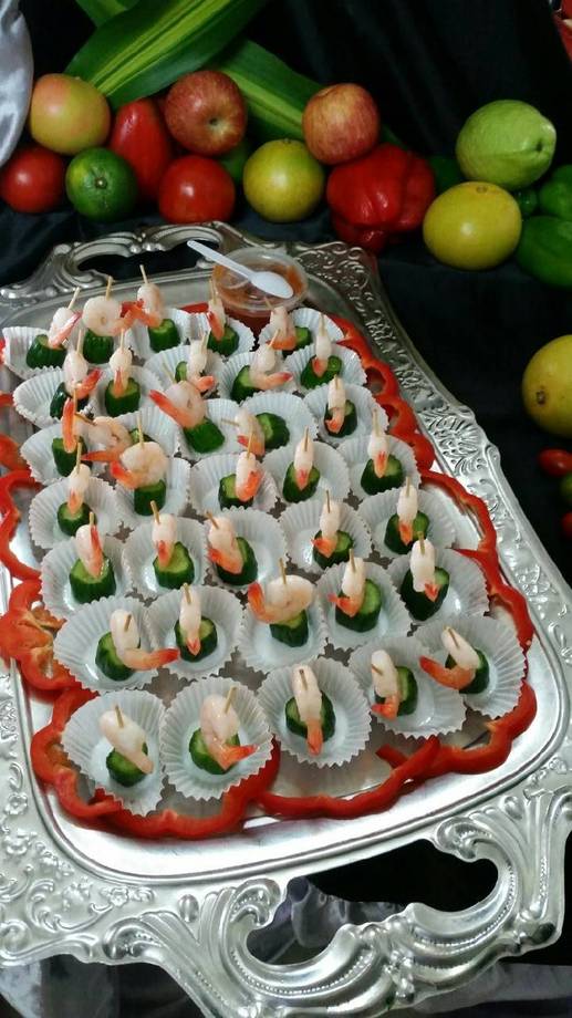 西寧鳳尾黃瓜盅佐雞尾酒醬