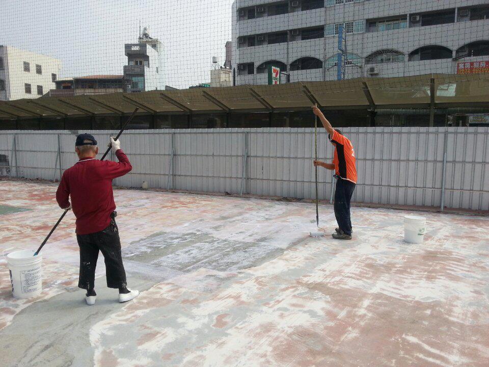 嘉義大學新×校區..壓克力球場重新整地施工