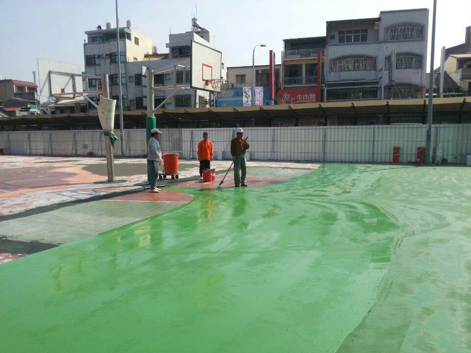 嘉義大學新×校區..壓克力球場重新整地施工