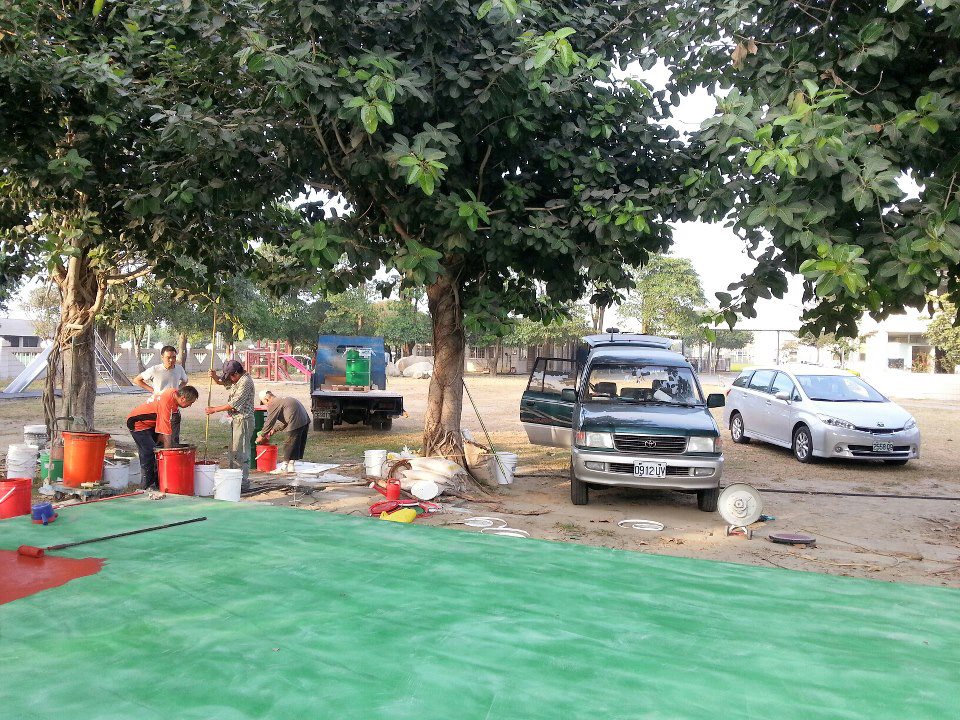 雲林崙×國小壓克力球場施工