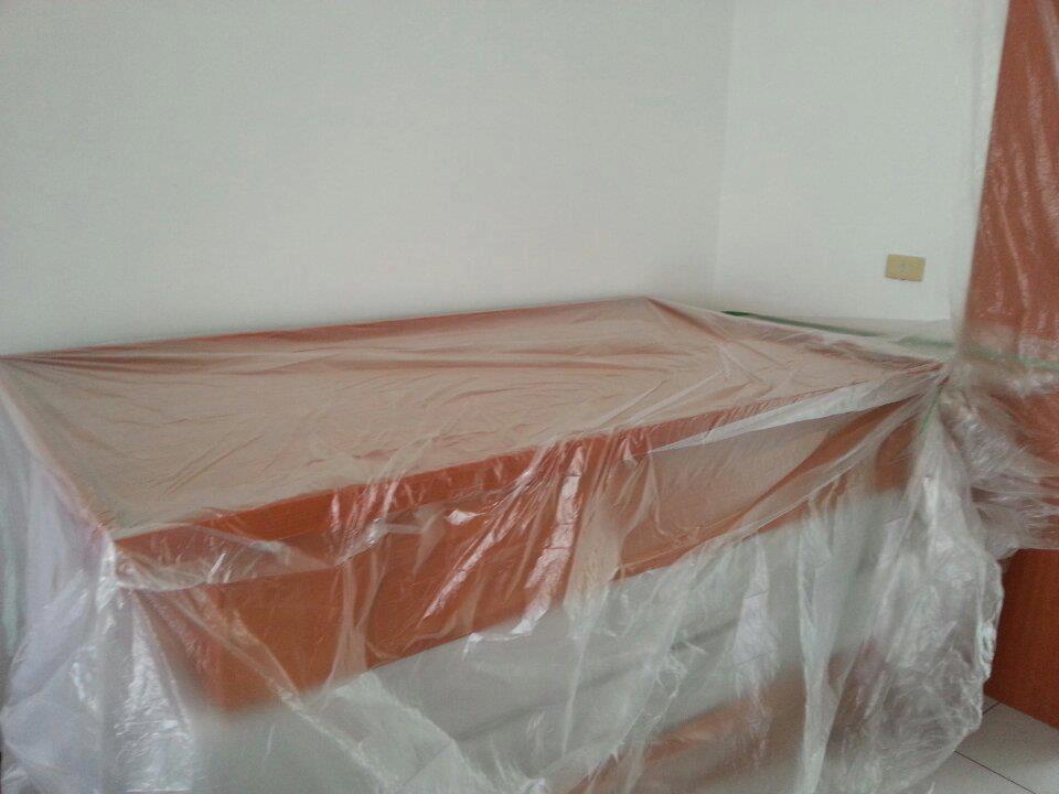 南科宿舍天花板實施高壓灌注