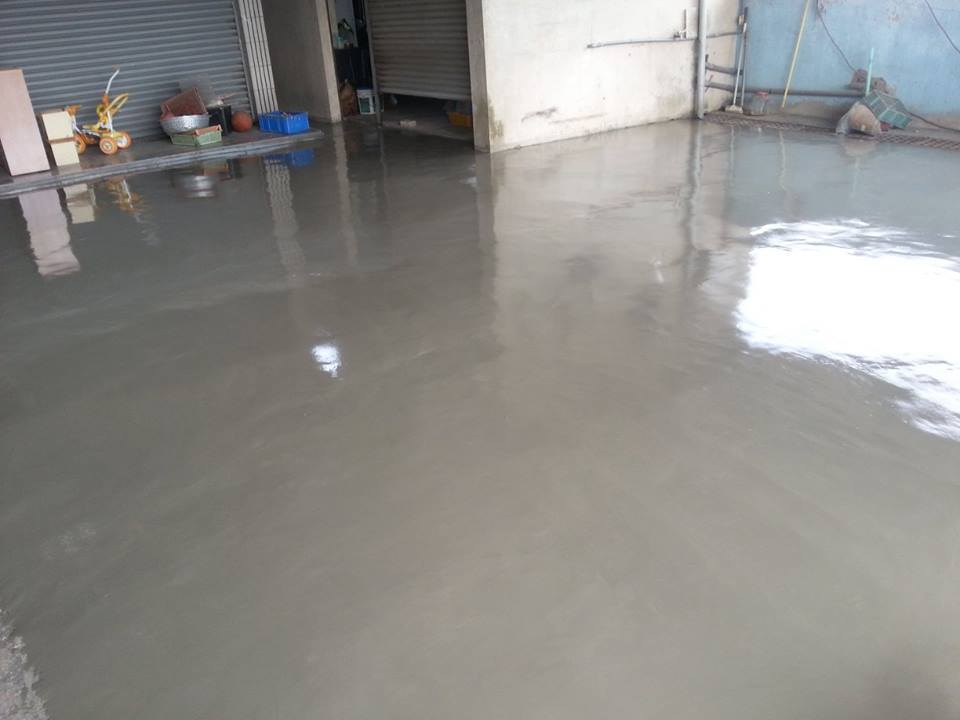 地板施工耐磨地坪