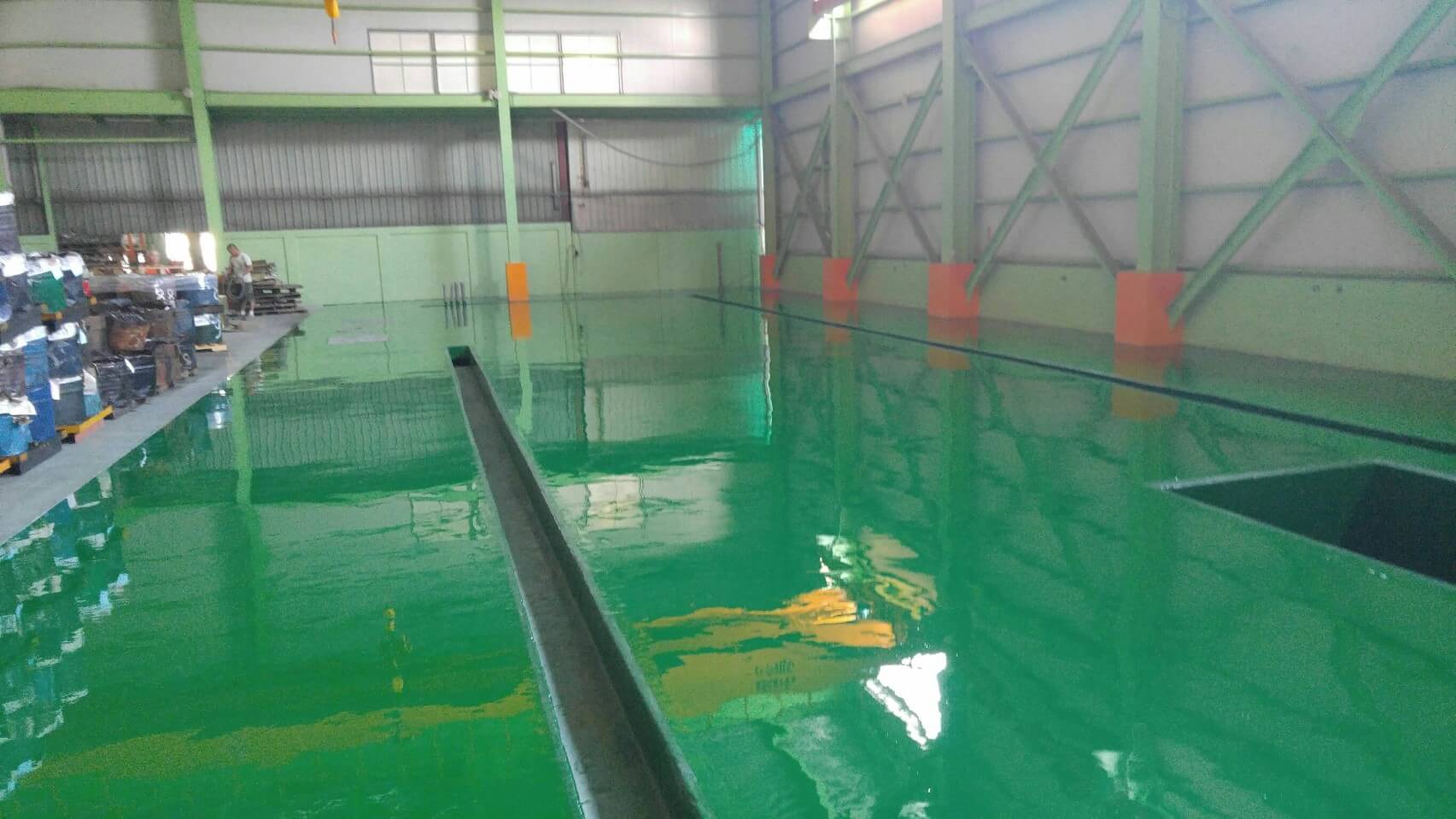 大發工業區耐酸池FRP玻璃纖維層工程施作