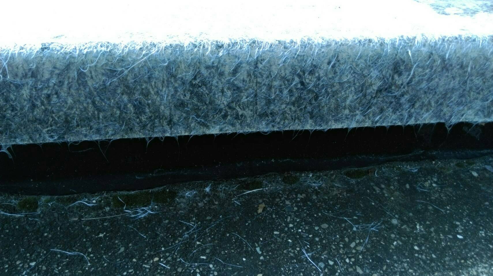 紡織公司仁德廠伸縮縫防止漏水~防水毯+FRP補強