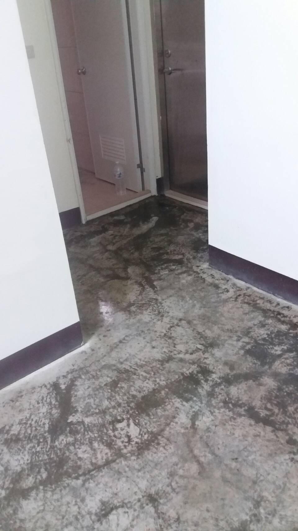 材料製造商EPOXY