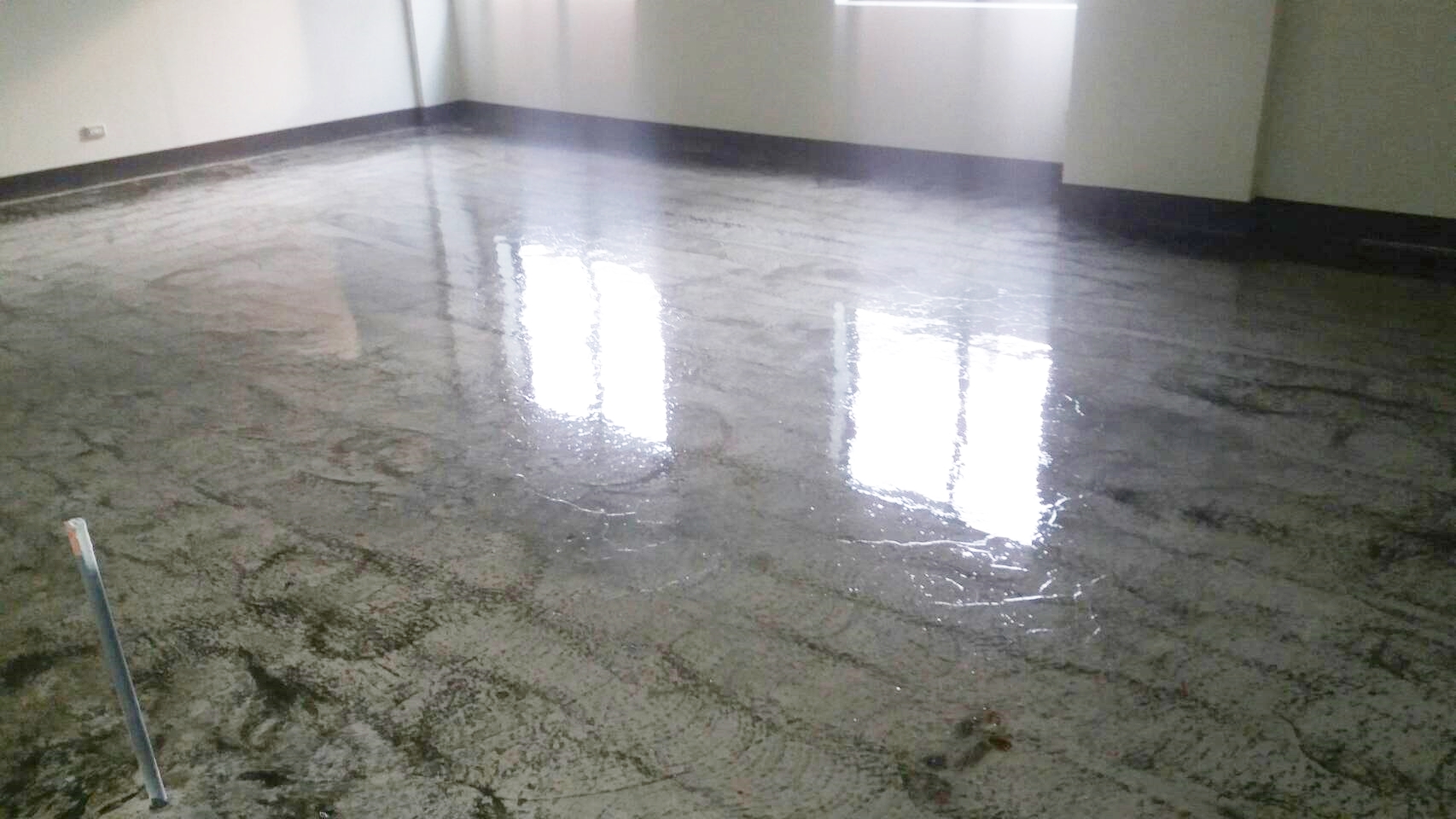 材料製造商EPOXY