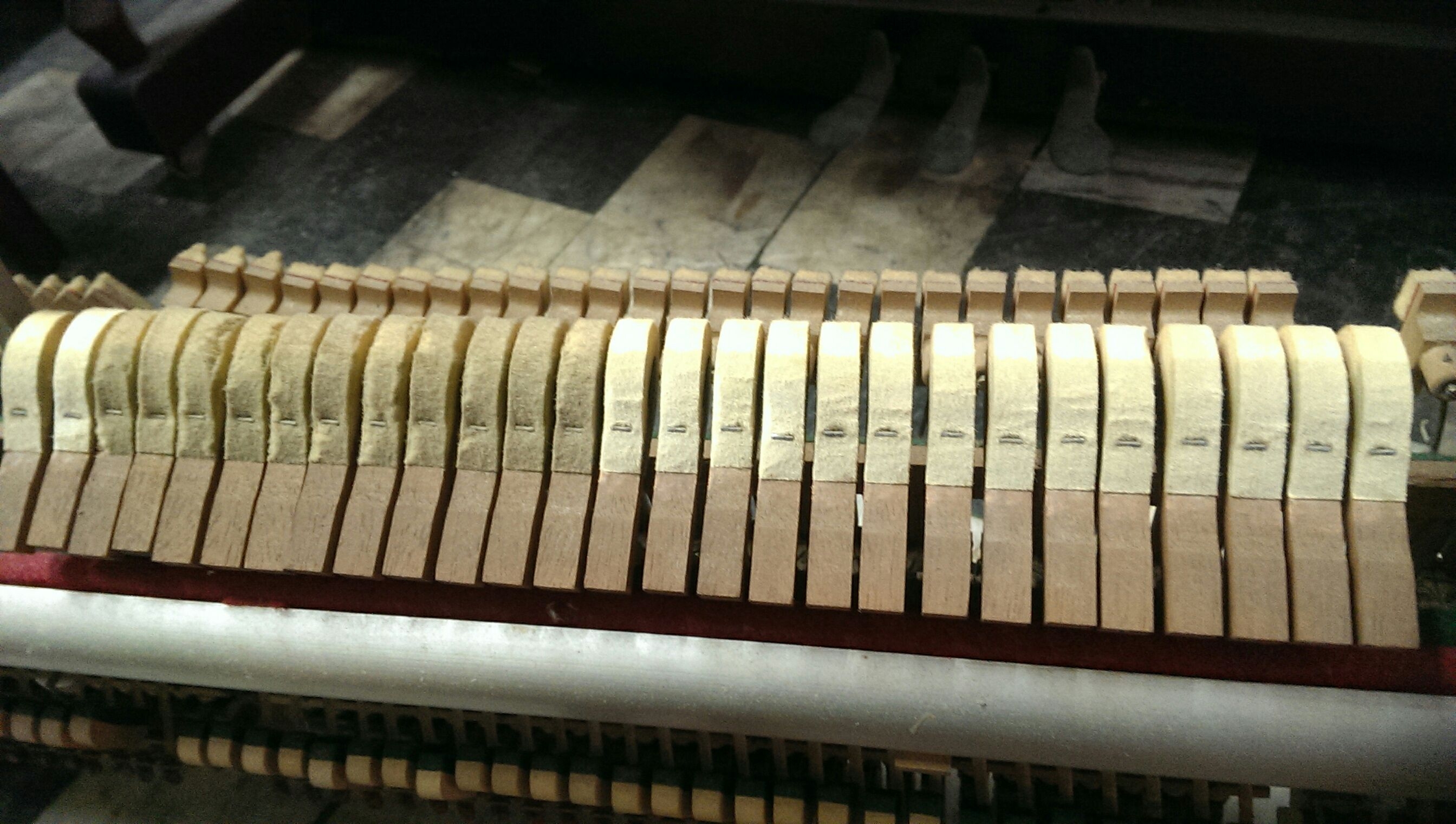 打擊頭去除灰塵發霉