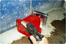 某餐廳廚房蟑螂凝膠防治施工過程