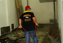 倉庫消毒施工過程